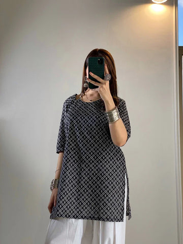 Fatti - 2 Piece Printed Stitched Dress